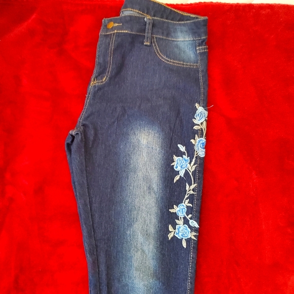 🛑NWOT Loasoklf Skinny Navy Floral Jeans XL - Picture 1 of 10